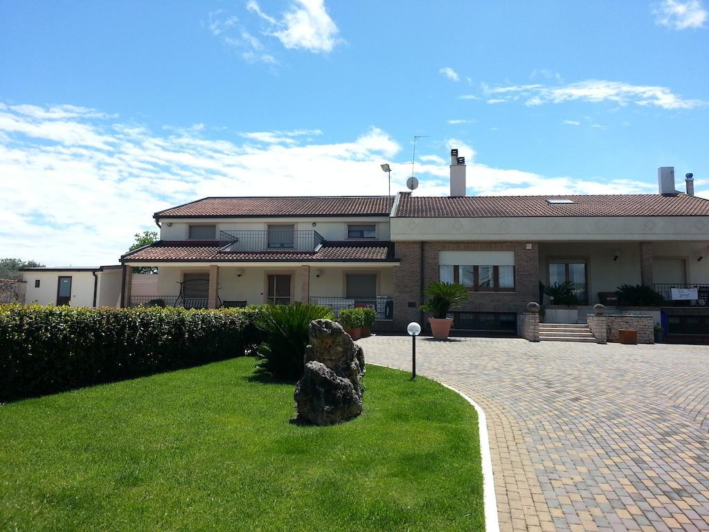 Villa Genny Altamura Exteriör bild